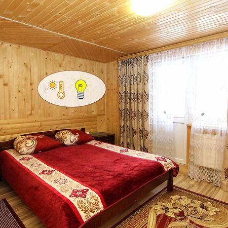 Садиба "У Валентини" Yablunytsya Extérieur photo