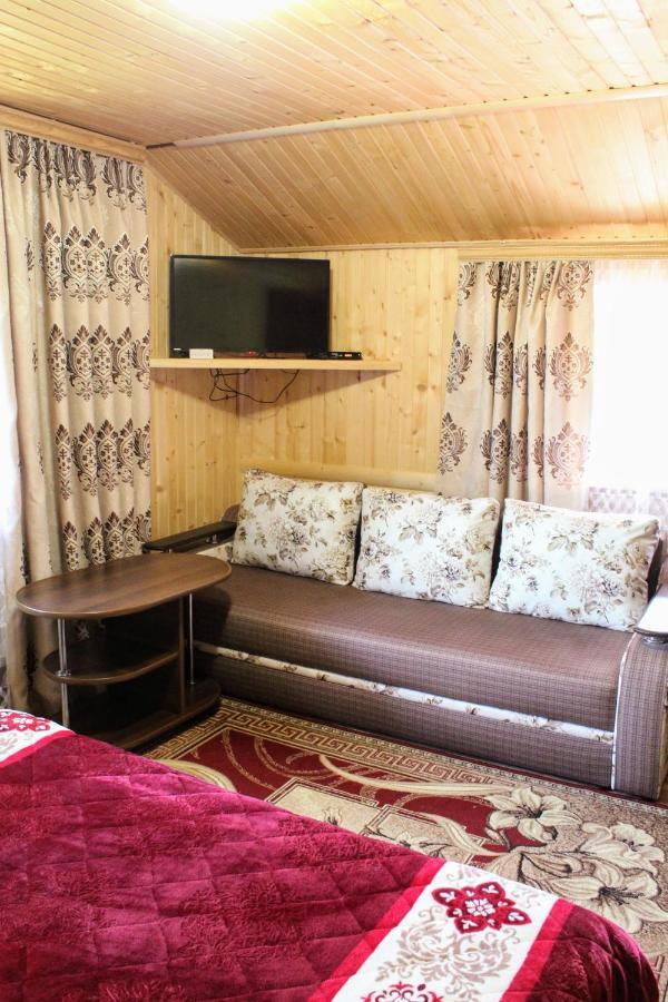 Садиба "У Валентини" Yablunytsya Extérieur photo