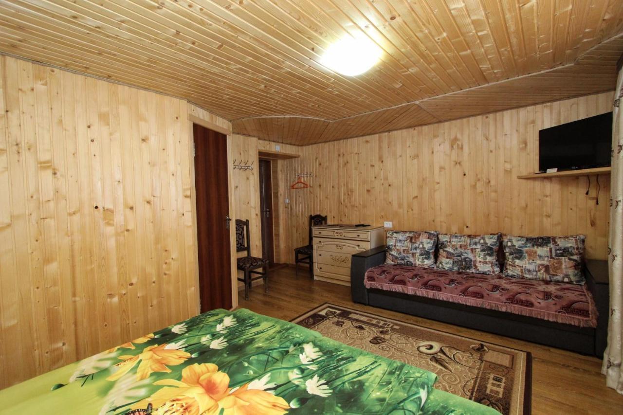 Садиба "У Валентини" Yablunytsya Extérieur photo
